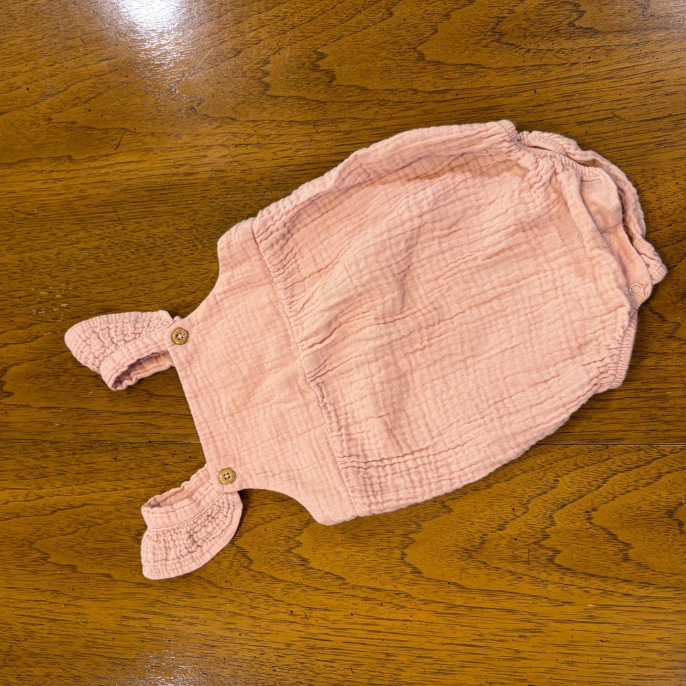 Rabbit + Bear Blush Pink Organic Cotton Gauze Ruffle Bubble Romper 18M Cute Chic - Picture 2 of 13